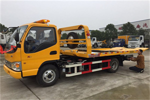 怀来哪里有拖车服务