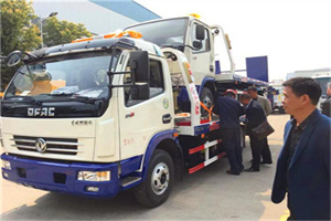 怀来汽车道路救援拖车价格